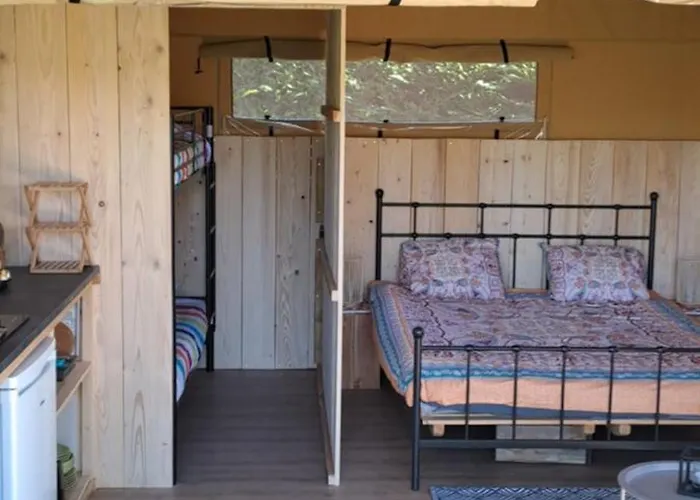 Safari Tent مكان تخييم Camurac